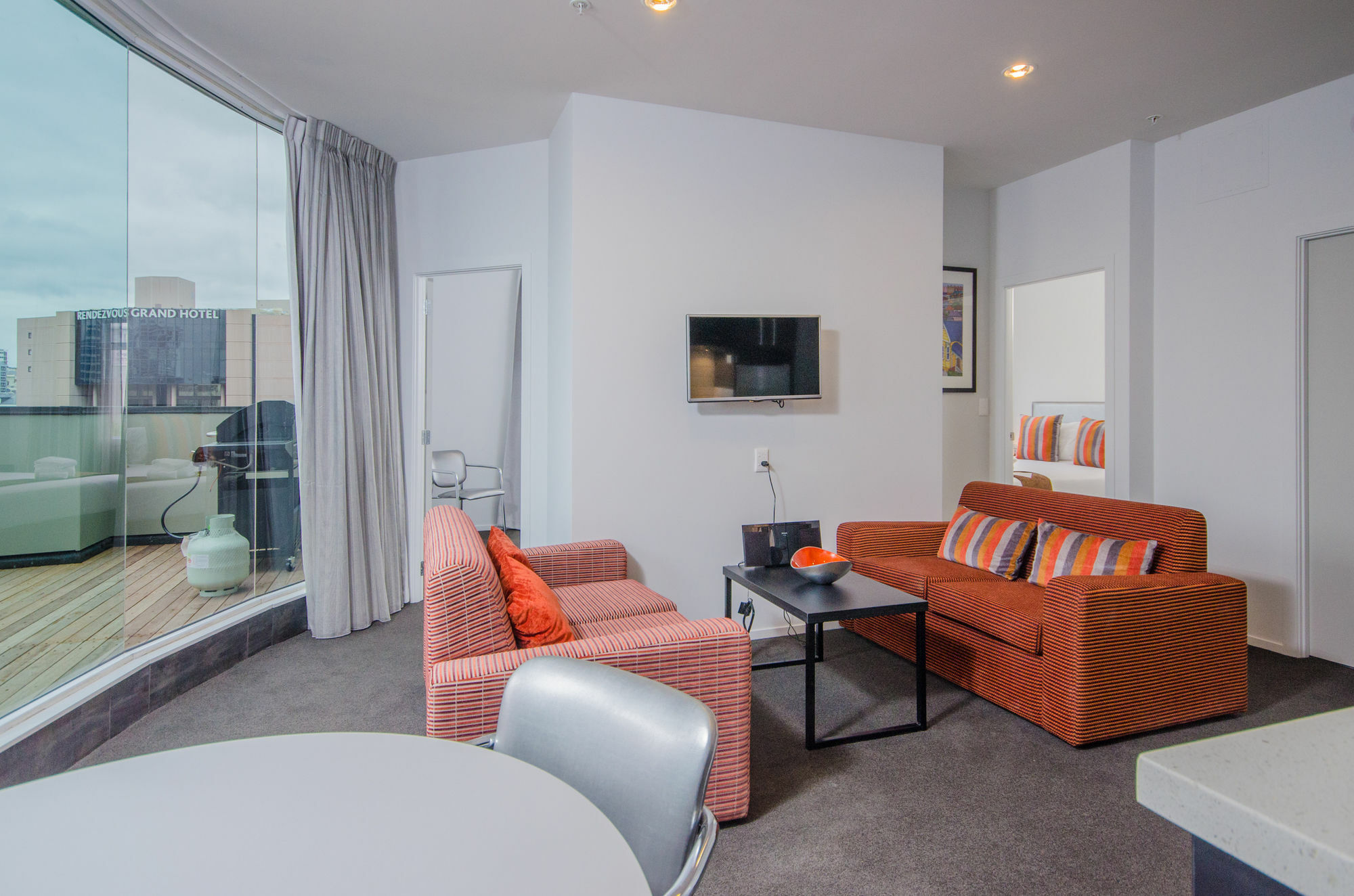 Ramada Suites By Wyndham Auckland - Federal Street Extérieur photo